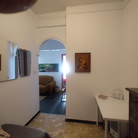 Trilocale Cecilia'S Studio Genoa Exterior photo